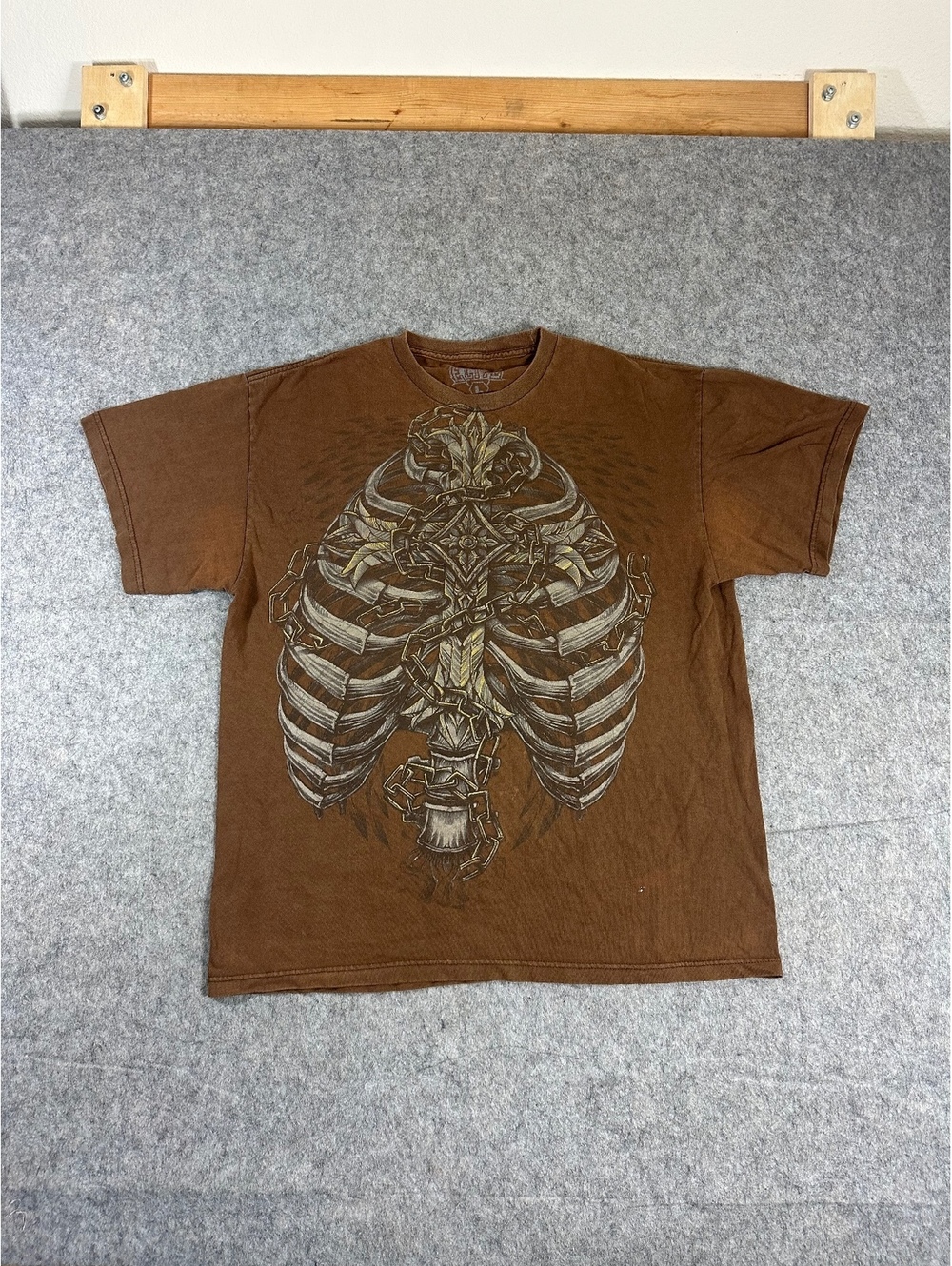 MMA Elite Shirt Mens L Brown Cross Wings Skeletal Rib cage Graphic Tee
